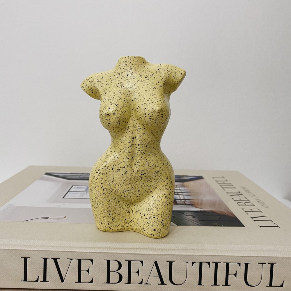 Speckled Feminine Body Mini Vase Sculpture